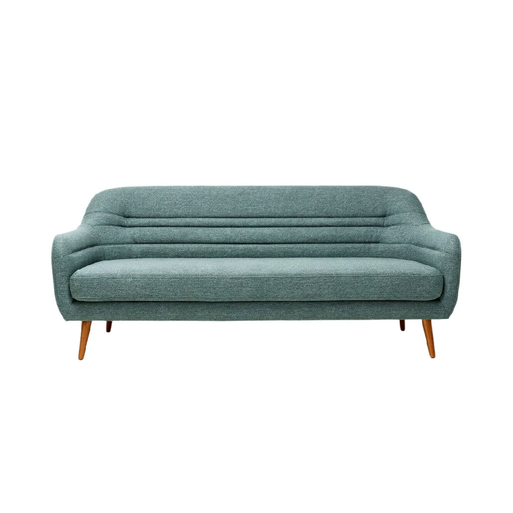 **Techniczny tytuł w języku polskim:** Sofa tapicerowana w stylu skandynawskim z drewnianymi nóżkami